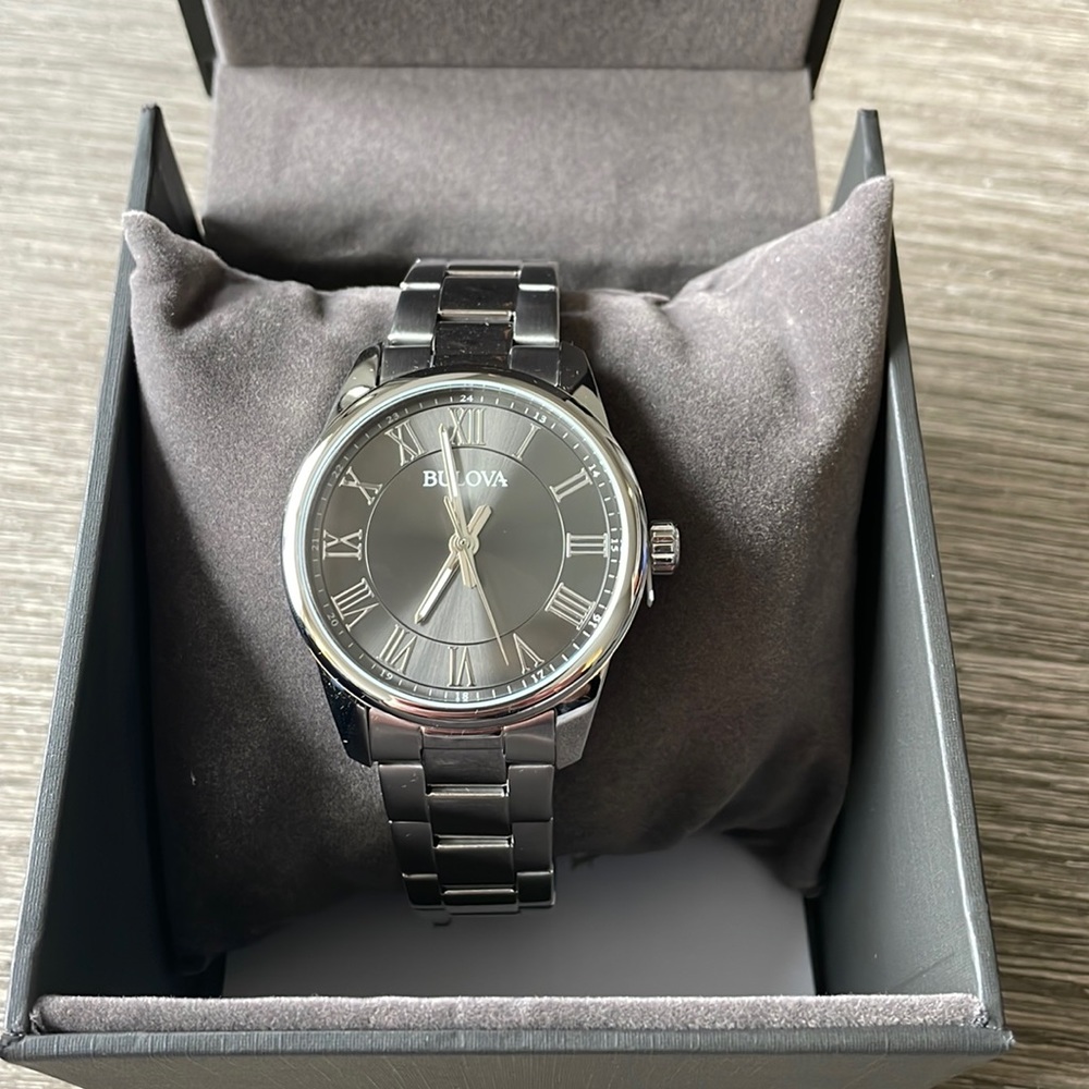 Brand New Never Worn Bulova Classic Silver Watch